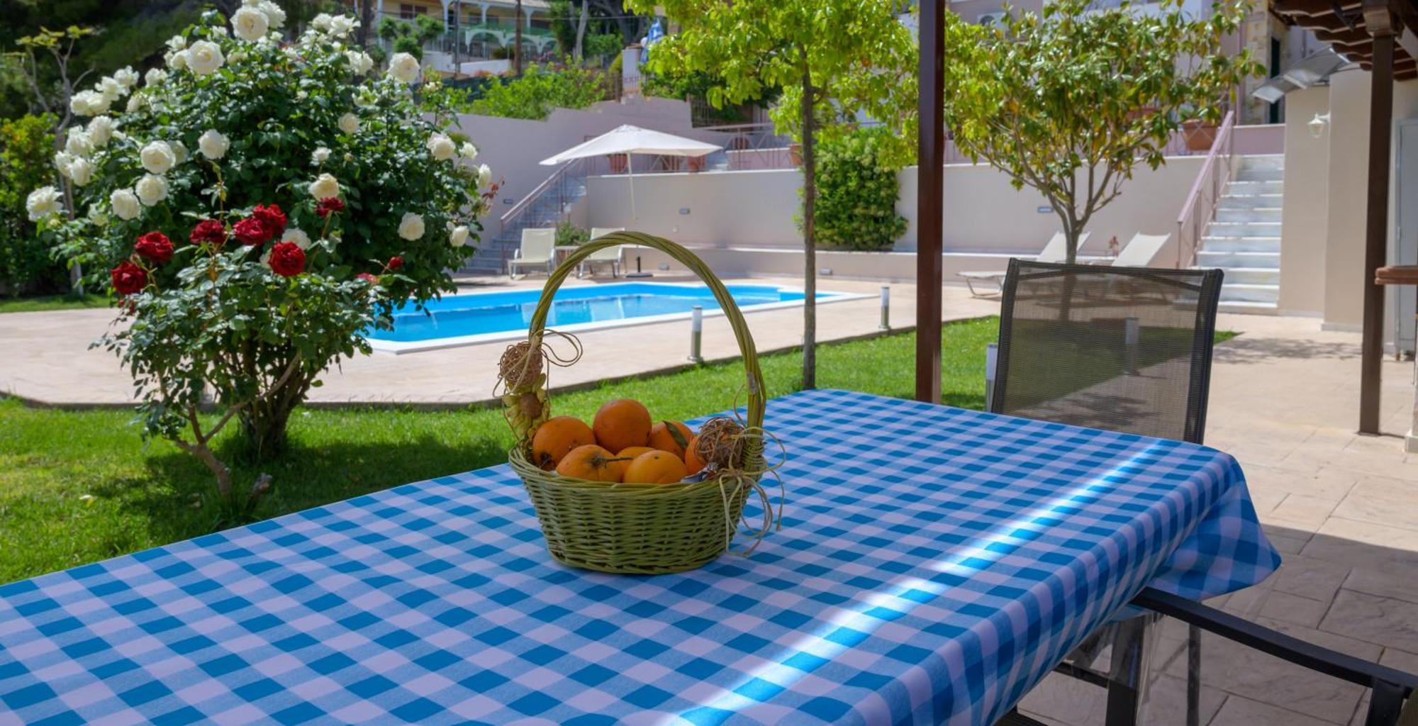 Artemis Riviera Villa Exterior photo