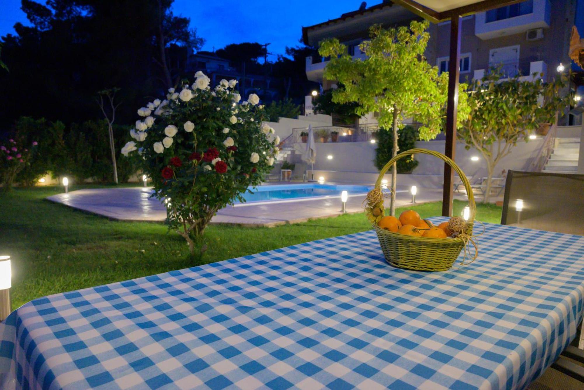 Artemis Riviera Villa Exterior photo