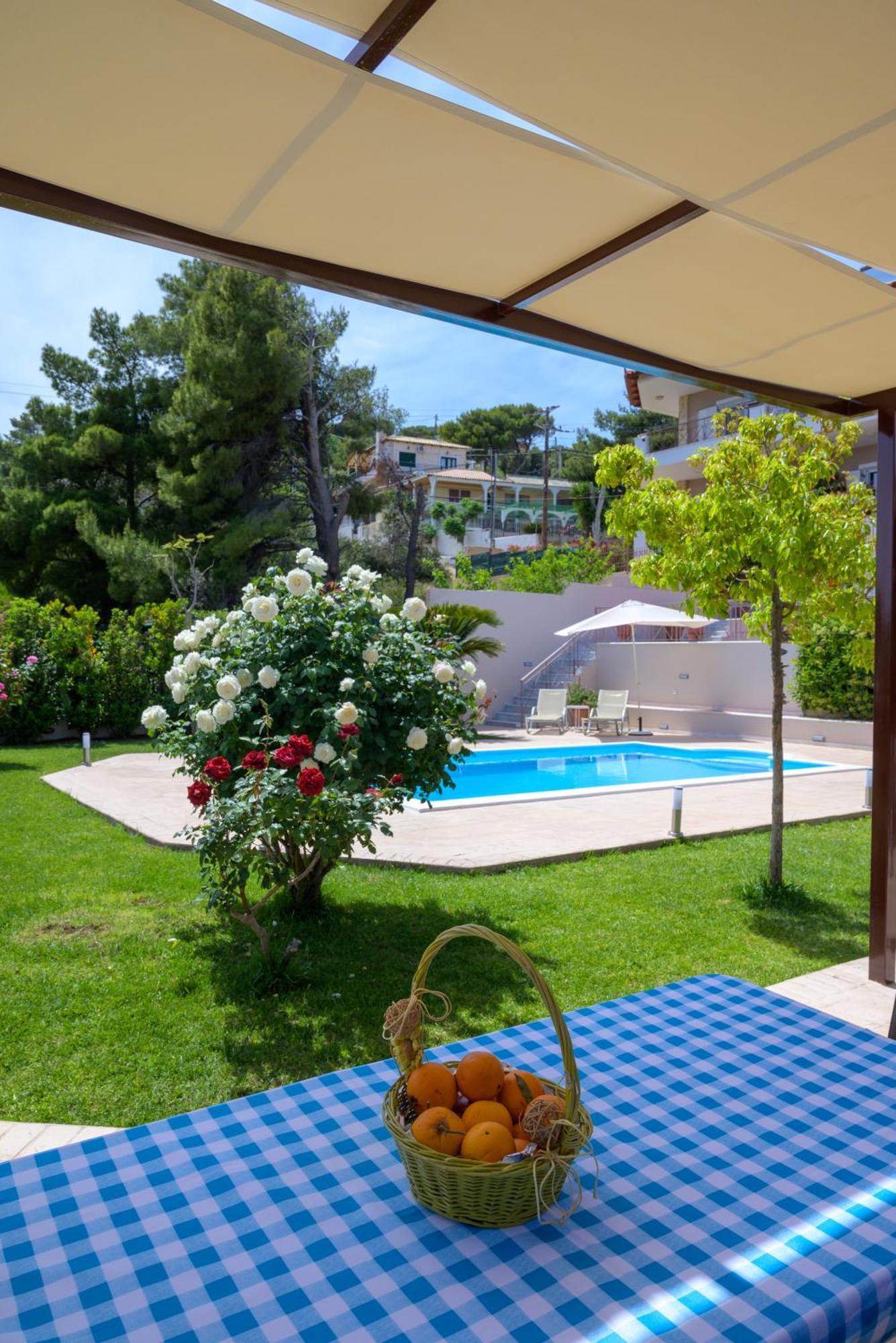 Artemis Riviera Villa Exterior photo