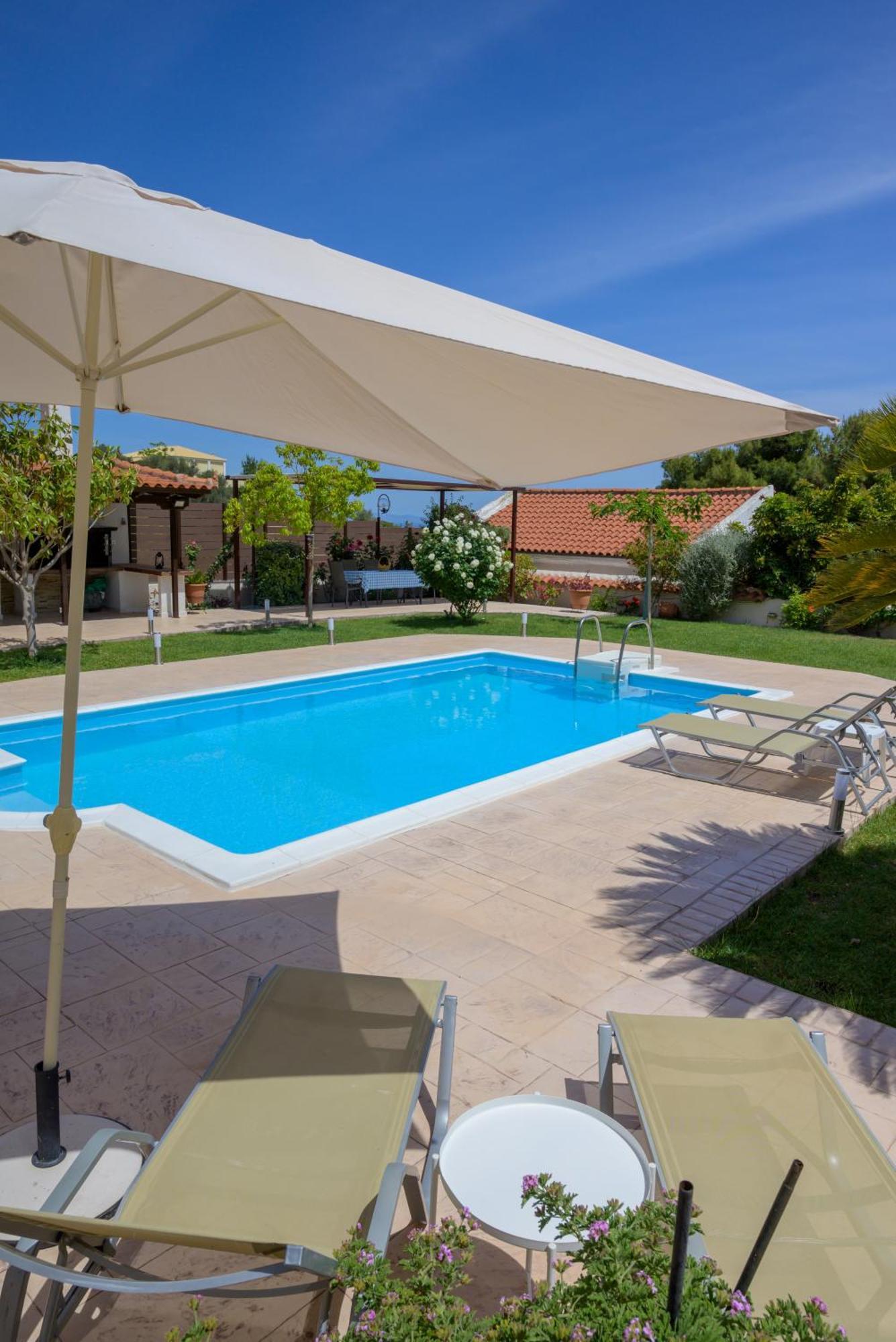 Artemis Riviera Villa Exterior photo