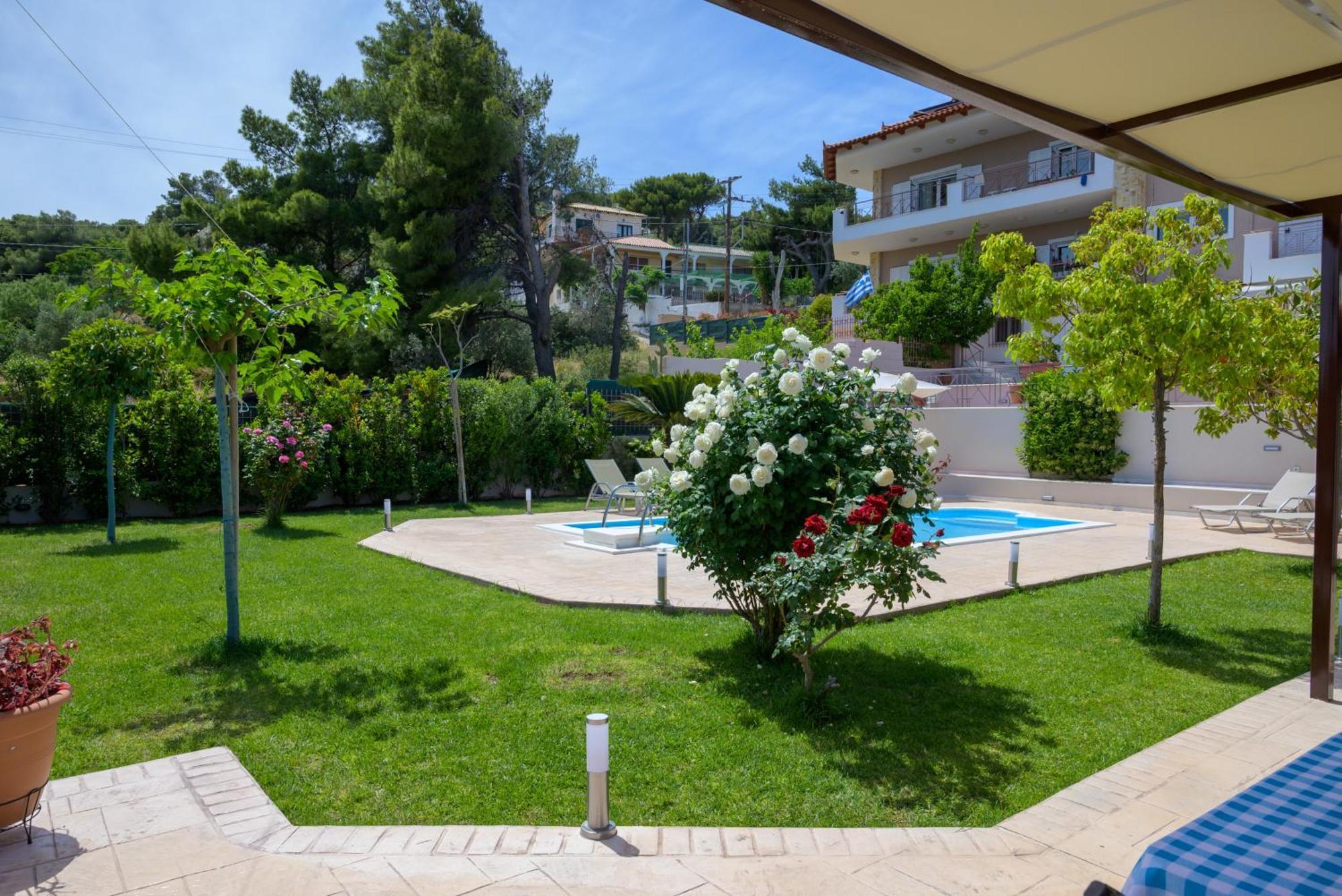 Artemis Riviera Villa Exterior photo