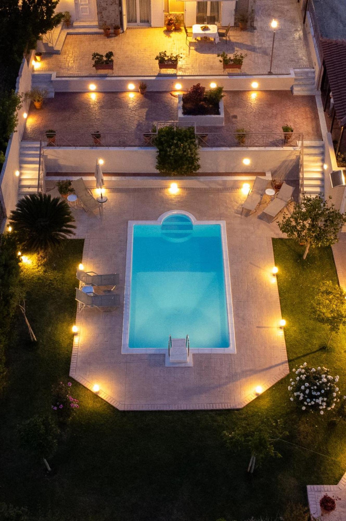 Artemis Riviera Villa Exterior photo